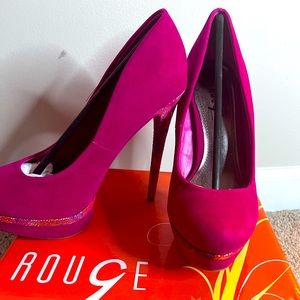 Pink platform heels size 8 multi colored brim